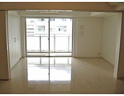 コンフォリア東池袋WEST 12階1LDKのリビング/ダイニング