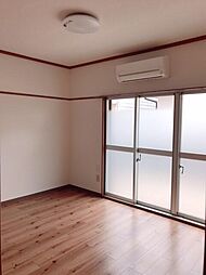 コーポ西岡 1階1LDKのリビング/ダイニング