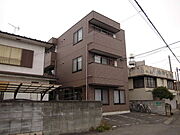 入曽駅より徒歩4分 築22年2ヶ月 3階建の賃貸物件