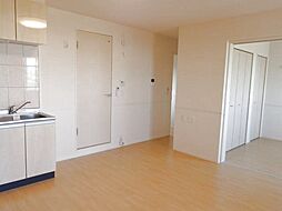 グリーンアーク 201 2階1LDKのリビング/ダイニング