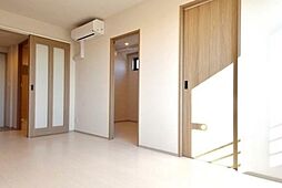 グローリオシェルト千川 3階2DKのリビング/ダイニング