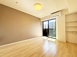 ニューインサイド 1階1Kのリビング/ダイニング