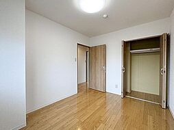 プランドール柳原 202 2階2LDKのリビング/ダイニング