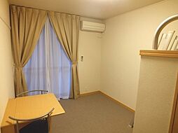 レオパレスNeeds 3階1Kのリビング/ダイニング