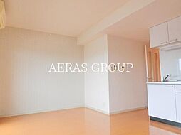 オーベルニュII 1階1LDKのリビング/ダイニング