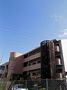 アデューウエダ 3階 築32年8ヶ月の賃貸物件