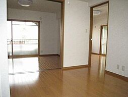 桜井マンション 4階2DKのリビング/ダイニング