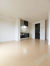 パークサイドカーサ 303 3階1LDKのリビング/ダイニング