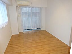 ヴァリエ原町田 1階1Kのリビング/ダイニング