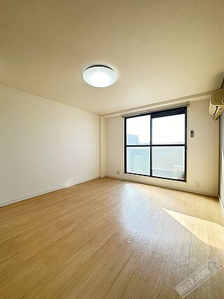 ユニコーン82西野_内装_2