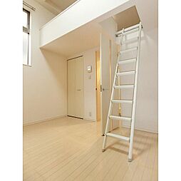 リバーサイド北千住 1階1Kのリビング/ダイニング