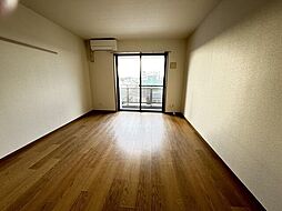 サンシティ東名 4階1Kのリビング/ダイニング