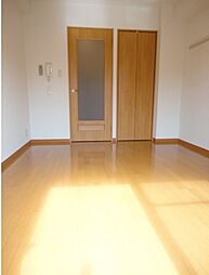 シェ―ンハイト1 2階1Kのリビング/ダイニング