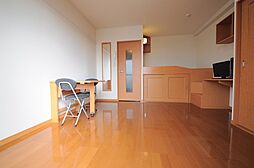 レオパレスおたか森(23074) 303 3階1Kのリビング/ダイニング