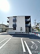 スペチアーレクアットロ 2階 築1年8ヶ月の賃貸物件