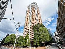 青山パークタワー