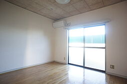 グリーンリーフ 203 2階ワンルームのリビング/ダイニング