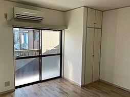 スパイグラスコート 2階1DKのリビング/ダイニング