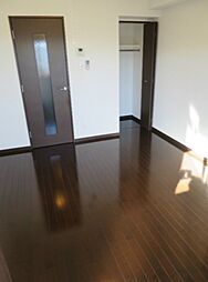 ヴィータローザ新江古田 5階1Kのリビング/ダイニング