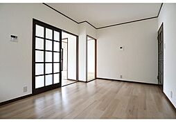 グランドール調布 2階3DKのリビング/ダイニング