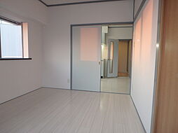 ホワイトコートII 5階2LDKのリビング/ダイニング