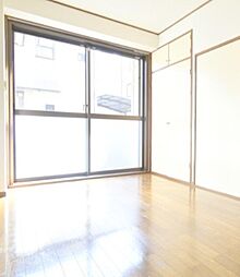 アーヴァインハイム 2階2DKのリビング/ダイニング