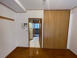 ロイヤルガーデン哲学堂 2階1Kのリビング/ダイニング