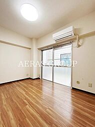 Premiere 4階1Kのリビング/ダイニング