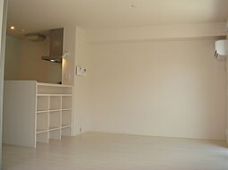 JR紀勢本線 紀三井寺駅 3.3kmの賃貸アパート 1階2LDKのリビング/ダイニング