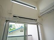 室内物干し竿付