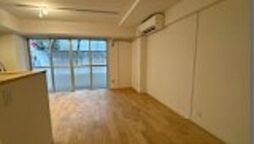 リフィオ三軒茶屋 2階1LDKのリビング/ダイニング