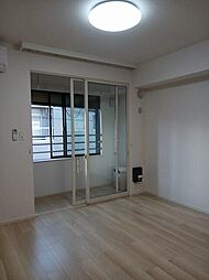 フォンターナ・ピエディ 2階1LDKのリビング/ダイニング