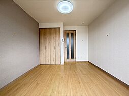 メゾンM＆K 203 2階ワンルームのリビング/ダイニング