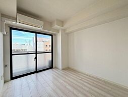 ONE ROOF FLAT NISHIWASEDA 8階ワンルームのリビング/ダイニング