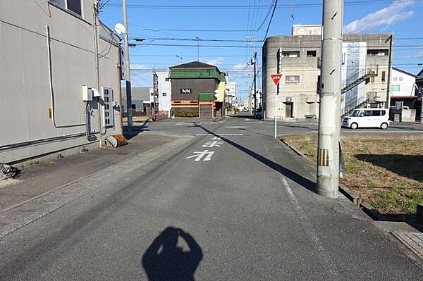 前面道路含む現地写真
