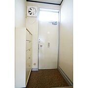 ※参考までに別のお部屋の写真を添付しております