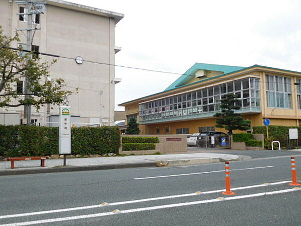 浜松市立南部中学校まで2580m