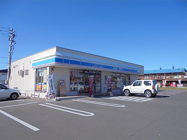 ローソン 北見常盤町店（557m）