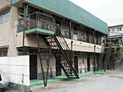 総持寺駅より徒歩10分 2階 築48年の賃貸物件