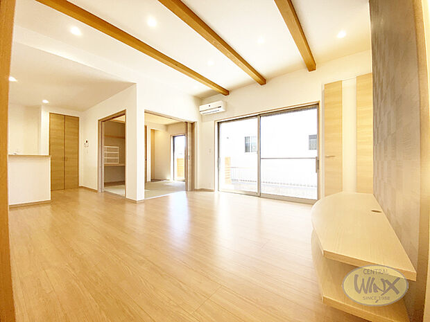 再販売 築4年築浅戸建て 延床面積1平米超 大字島之内 4sldkの中古一戸建て情報 スマイティ 物件番号 45