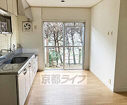 桃山町大島貸家 3LDKのリビング/ダイニング