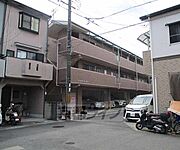 久津川駅より徒歩6分 2階 築25年9ヶ月の賃貸物件