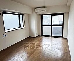 京都地下鉄東西線 椥辻駅 徒歩3分の賃貸マンション 6階1Kのリビング/ダイニング