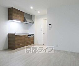 ネクスト伏見 102 1階1LDKのリビング/ダイニング