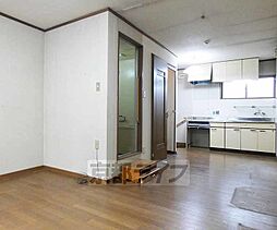 フラット桃山 103 1階ワンルームのリビング/ダイニング