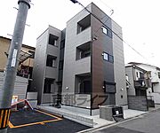 藤森駅より徒歩6分 2階 築1年の賃貸物件