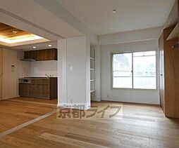 ヴィラおかざき 401 4階1LDKのリビング/ダイニング