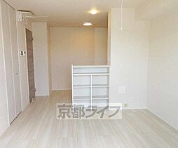 京都地下鉄東西線 御陵駅 徒歩18分の賃貸アパート 3階1LDKのリビング/ダイニング