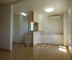 京阪本線 樟葉駅 徒歩12分の賃貸アパート 2階1LDKのリビング/ダイニング