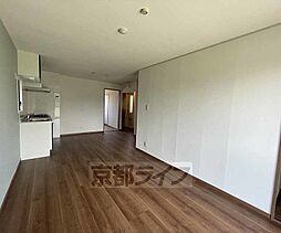 近鉄京都線 狛田駅 徒歩5分の賃貸アパート 1階2LDKのリビング/ダイニング